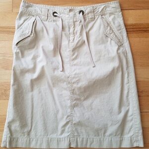 Banana Republic Khaki Skirt - Size 6